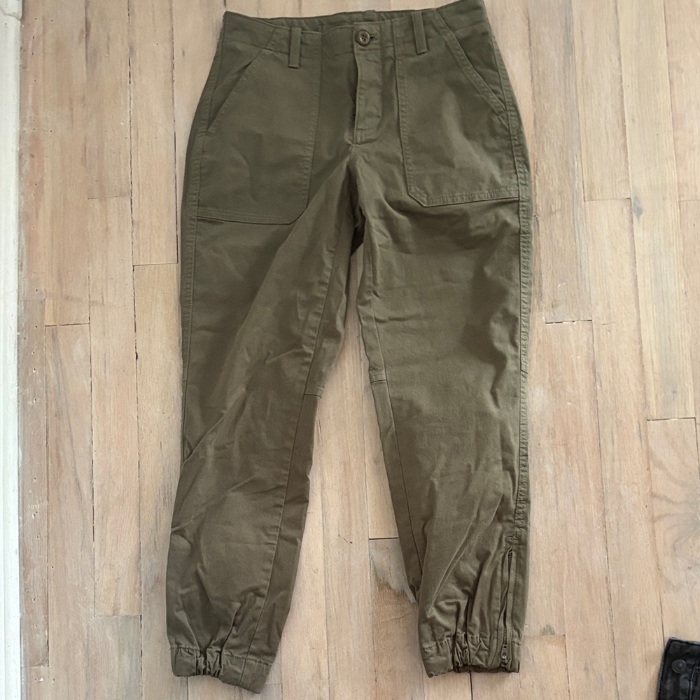 Banana Republic Cropped Pant